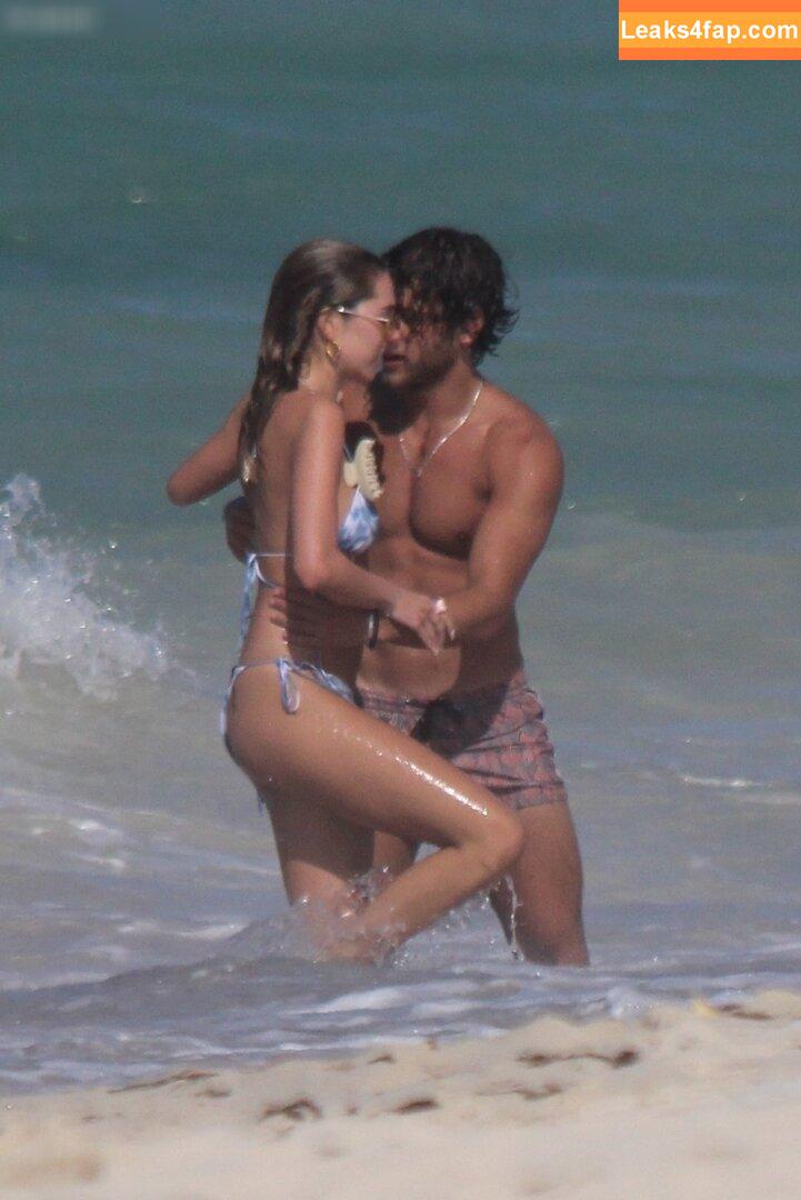 Delilah Hamlin /  leaked photo photo #0202