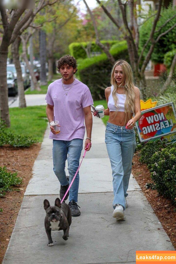 Delilah Hamlin /  leaked photo photo #0240