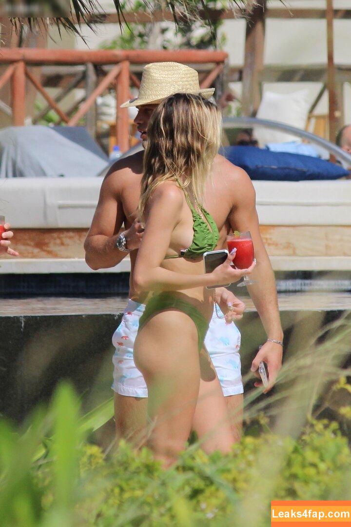 Delilah Hamlin /  leaked photo photo #0254