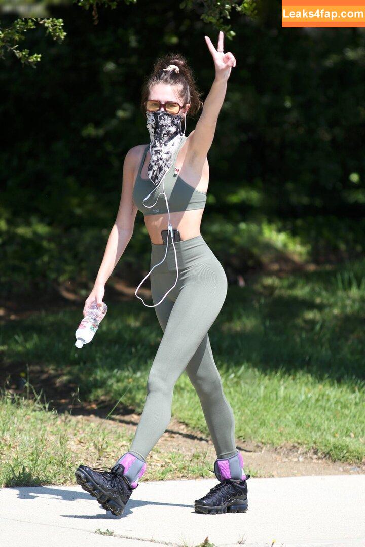 Delilah Hamlin /  leaked photo photo #0393