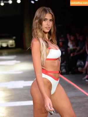 Delilah Hamlin фото #0689