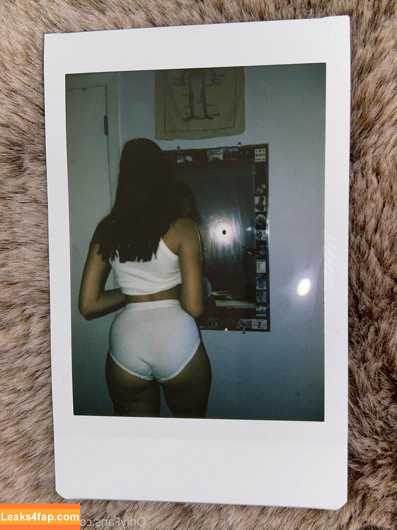 delilahraige / userdelilahraige leaked photo photo #0022