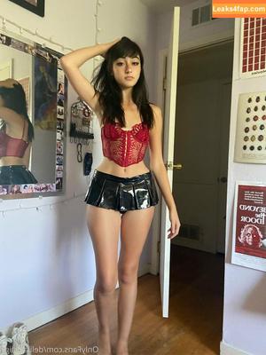 delilahraige photo #0059