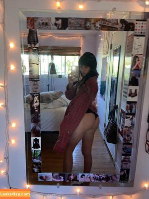 delilahraige photo #0147