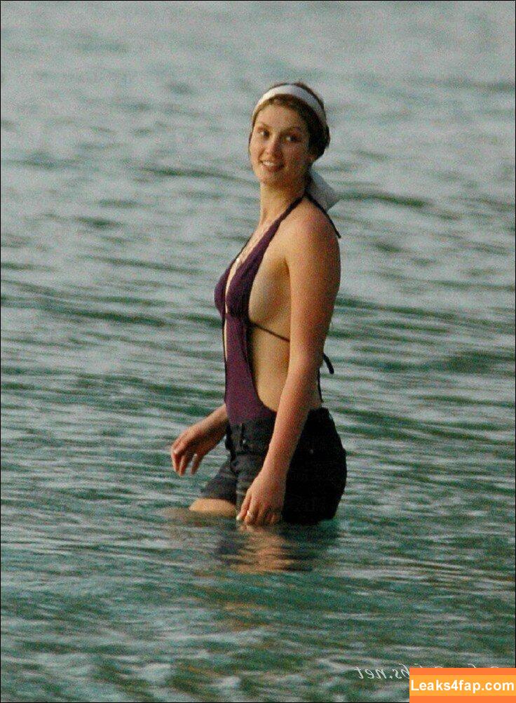 Delta Goodrem / deltagoodrem leaked photo photo #0024
