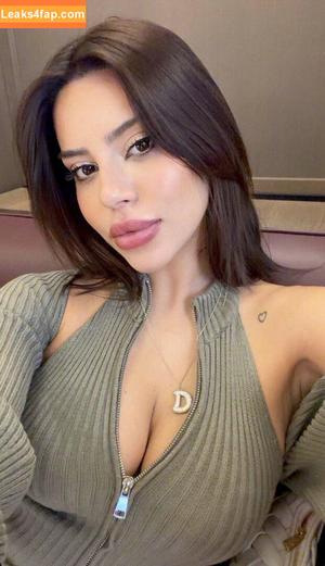 Demet Ozturk photo #0073