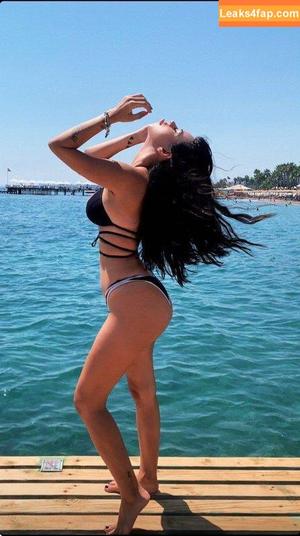 Demet Ozturk photo #0100