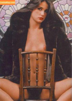 Demi Moore photo #0027