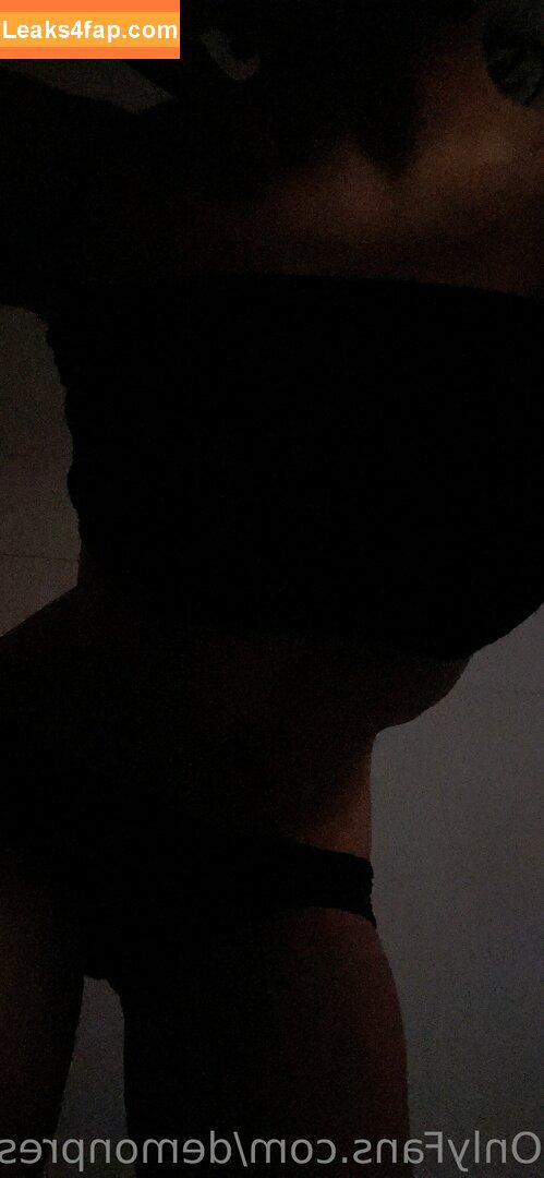 demonpresident /  leaked photo photo #0078