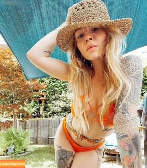 Denise Schwitalle photo #0008