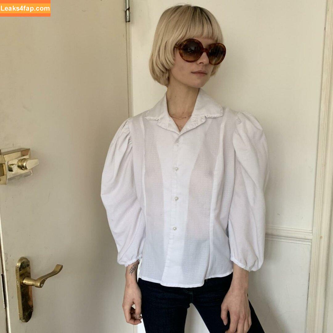 Depop Wins / depop leaked photo photo #0138