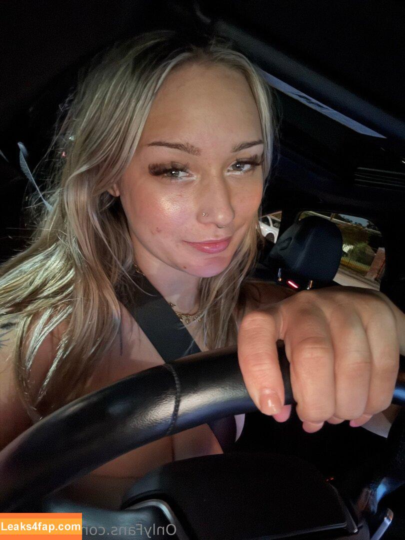 desi.flora / desi.f1ora leaked photo photo #0053