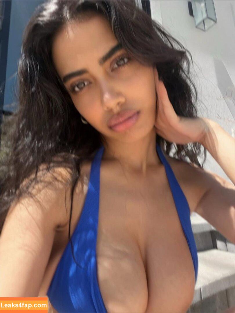 Desss88_ leaked photo photo #0152