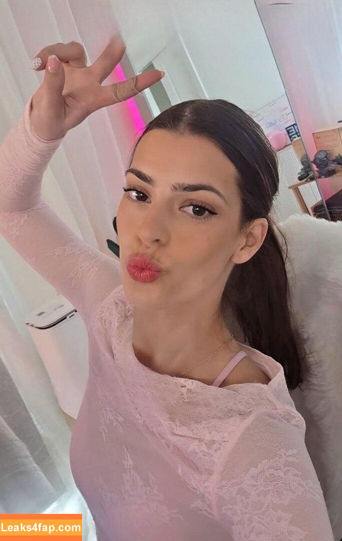 Develique / Develiquee / angelique_nk leaked photo photo #0605