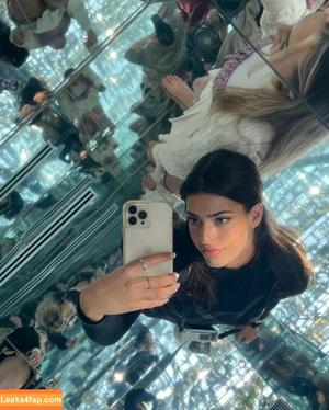 Develique photo #0055