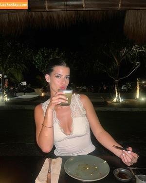 Develique photo #0181