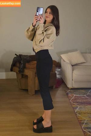 Develique photo #0599