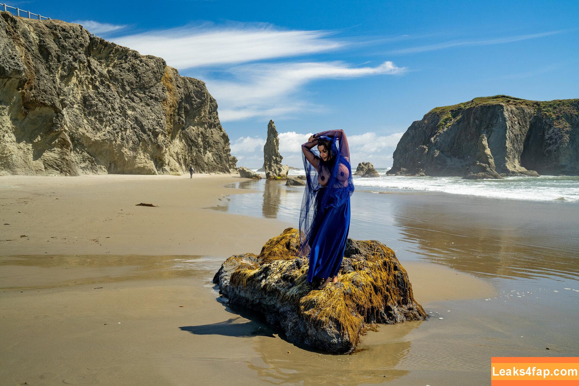 Devi The Model / Dakini / devithemodel / googlymonstor / itsdevi leaked photo photo #0373