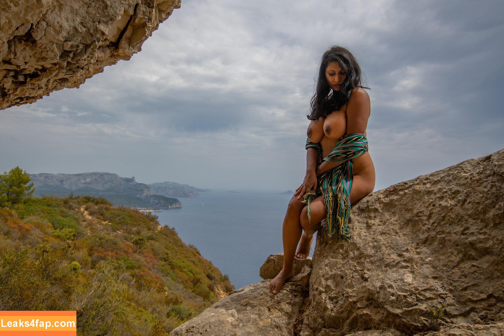 Devi The Model / Dakini / devithemodel / googlymonstor / itsdevi слитое фото фото #0430
