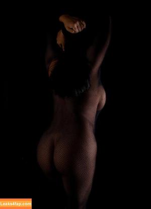 Devi The Model photo #0042