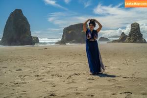 Devi The Model photo #0376