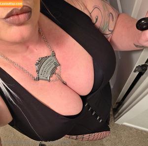 deviantdiva photo #0033
