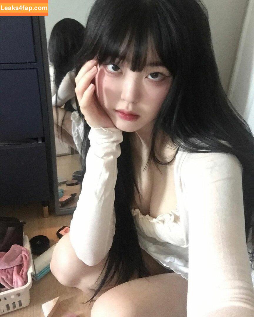 devilbokv / 이유정 leaked photo photo #0009