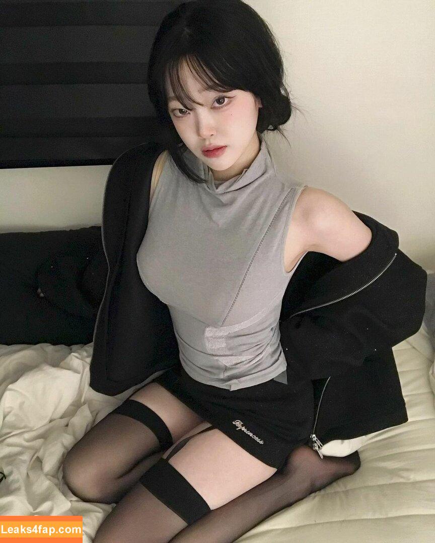 devilbokv / 이유정 leaked photo photo #0012