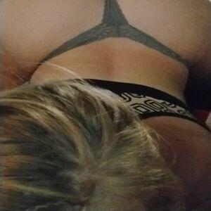 Devilgirl_Izzy photo #0002