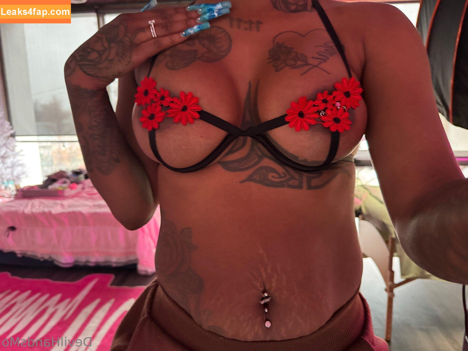 devilhandsmo / _itsjustmone leaked photo photo #0003