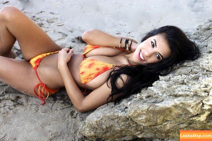 Devin Brugman / Natasha Oakley / devinbrugman / https: слитое фото фото #0150