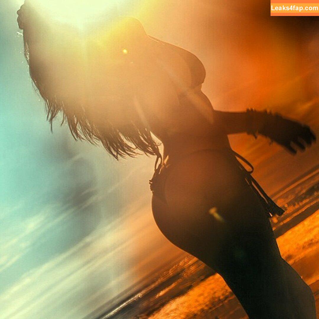 Devin Brugman / Natasha Oakley / devinbrugman / https: leaked photo photo #0164