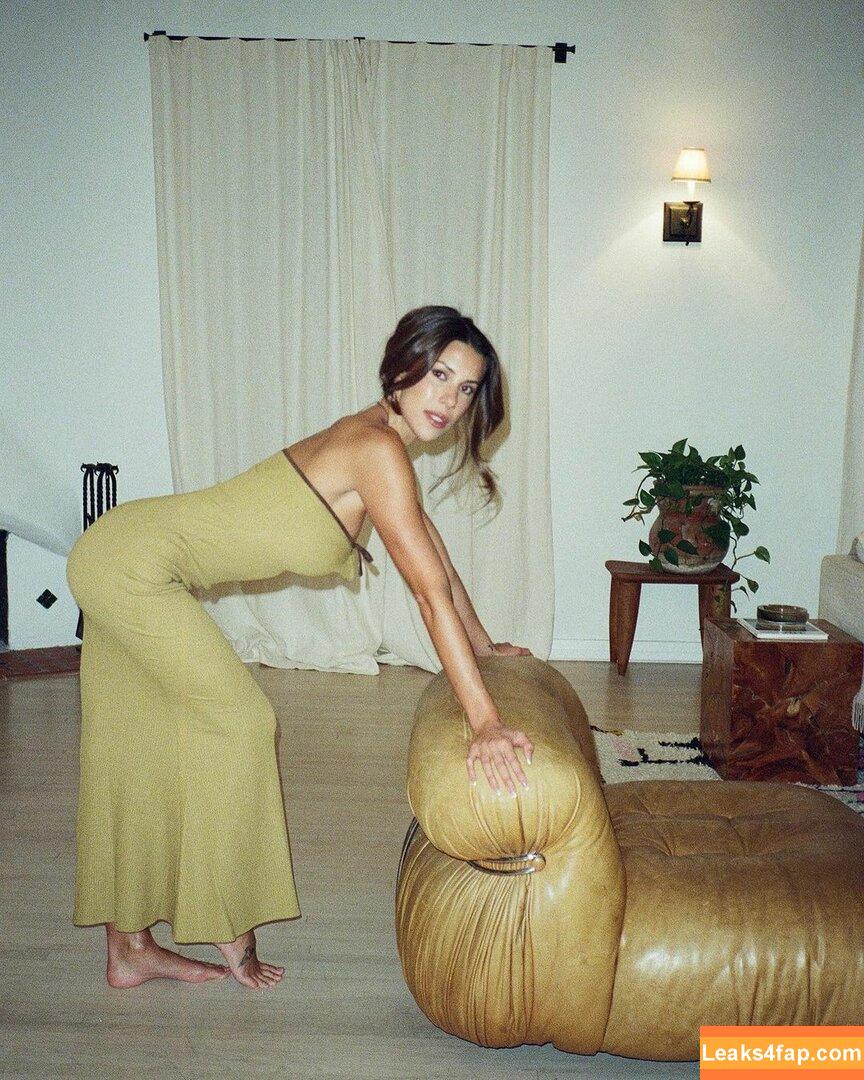 Devin Brugman / Natasha Oakley / devinbrugman leaked photo photo #0682