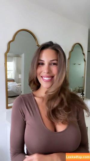 Devin Brugman photo #0034