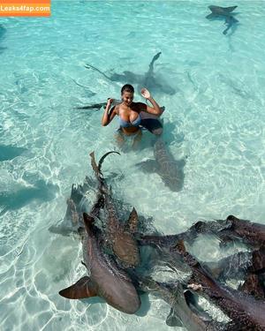 Devin Brugman photo #0072