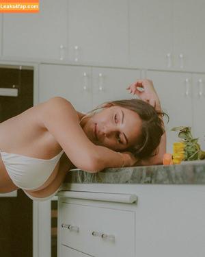 Devin Brugman photo #0487