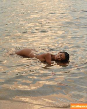 Devin Brugman photo #0491