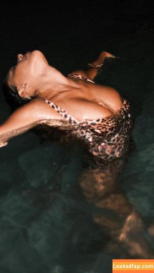 Devin Brugman photo #0658