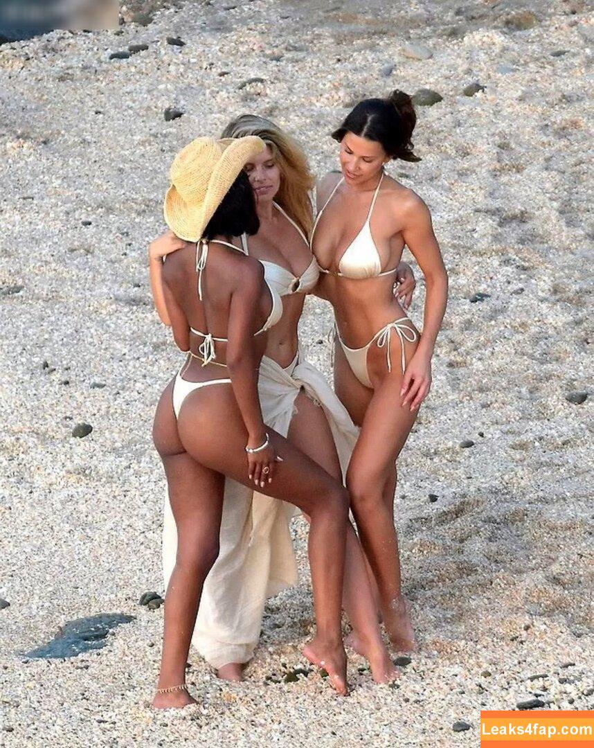 Devin Brugman / Natasha Oakley / devinbrugman leaked photo photo #1002