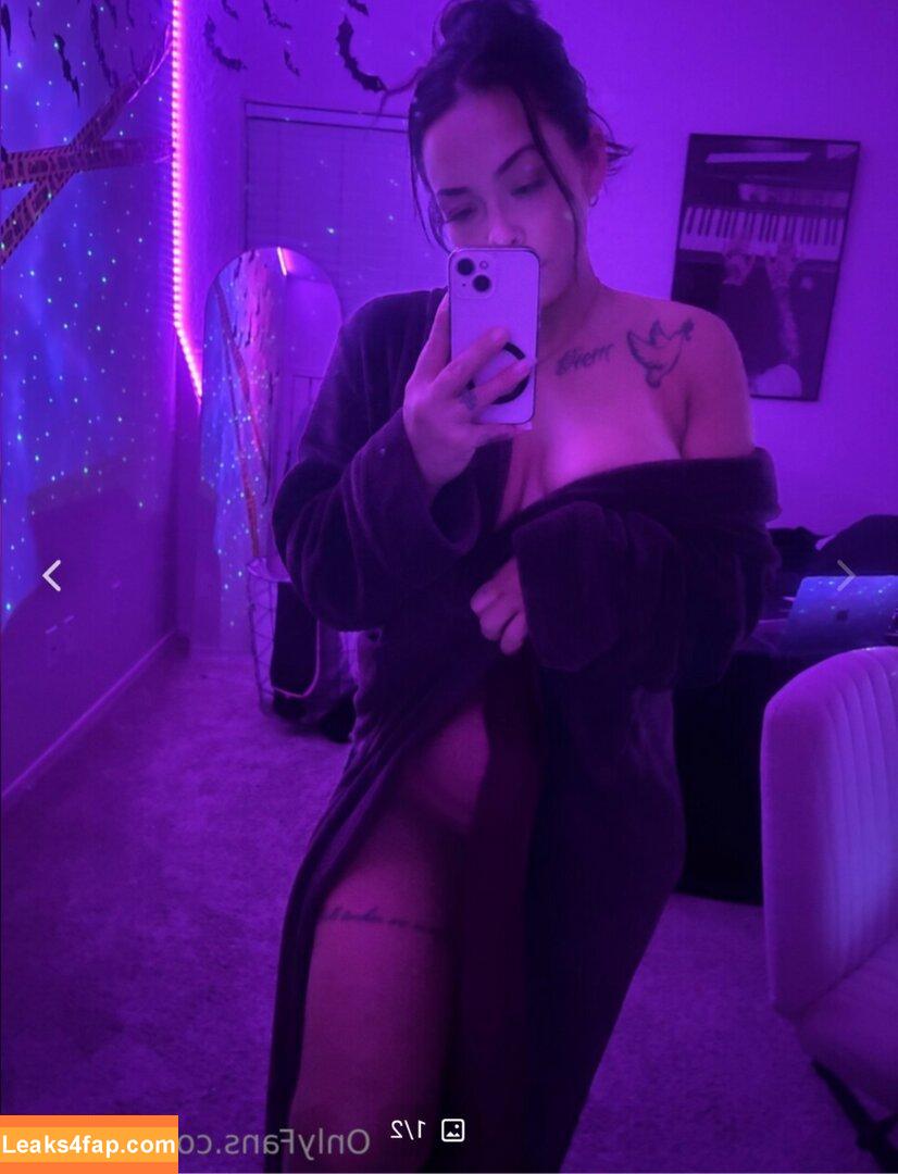 devine_honeybb / divine_honey leaked photo photo #0027