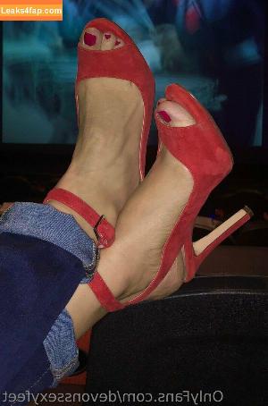 devonssexyfeet фото #0040