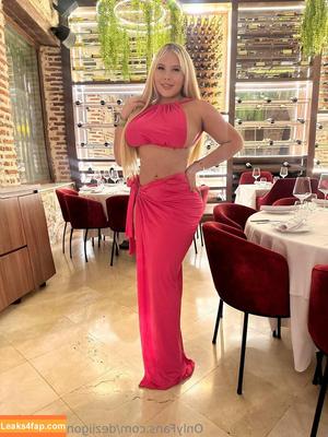 deziigonzalezoficial photo #0036