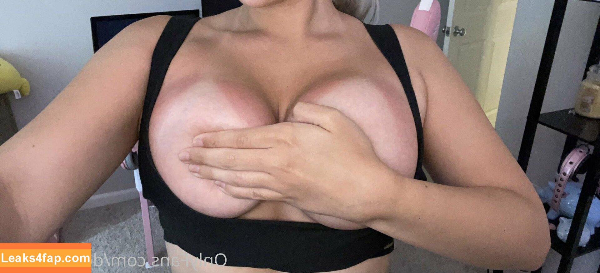 dezzywaifuu /  leaked photo photo #0028