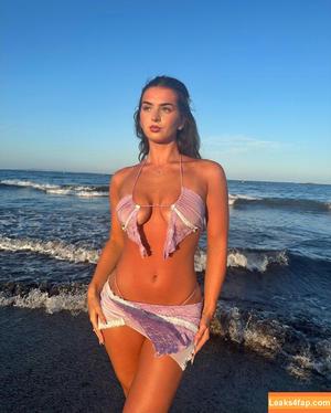 Diana Lapo photo #0161