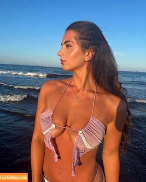 Diana Lapo photo #0162