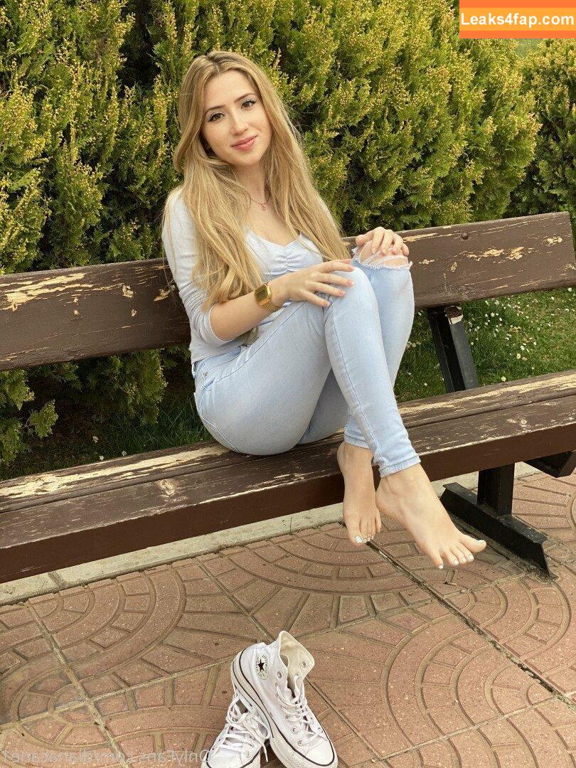 Dianacane1 / Diana feet / Dianarichrich / canediana leaked photo photo #0140
