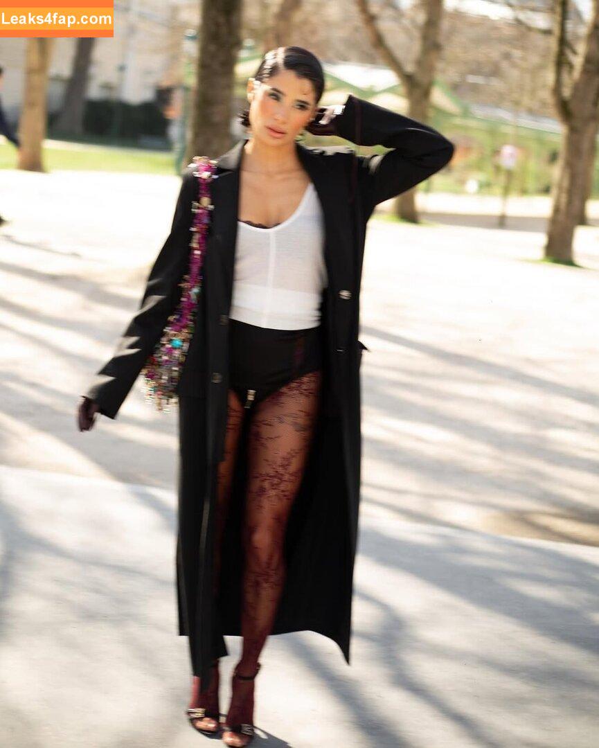 Diane Guerrero / Crazy Jane / Doom Patrol / dianeguerrero__ / dianexguerrero leaked photo photo #0560