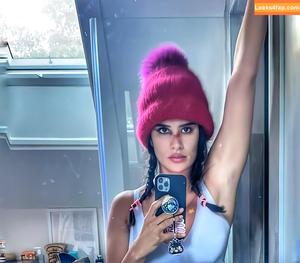 Diane Guerrero photo #0158
