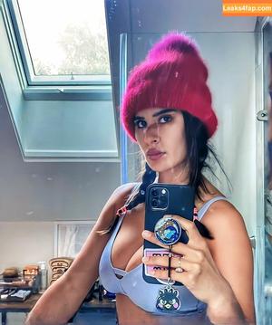 Diane Guerrero photo #0159