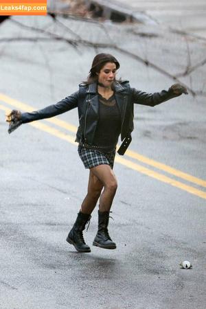 Diane Guerrero photo #0182